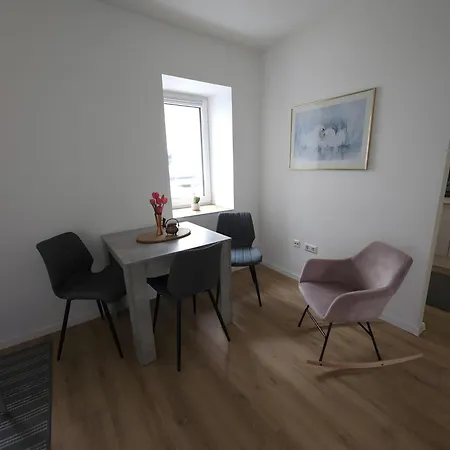 Apartment Schoene Gartenwohnung, Modern, W-lan Albstadt